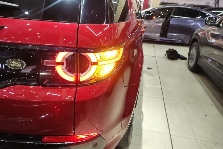 Used Land Rover Discovery Sport 2019 240 PS SE Dynamic Version China VI Standard Right Rear Taillight