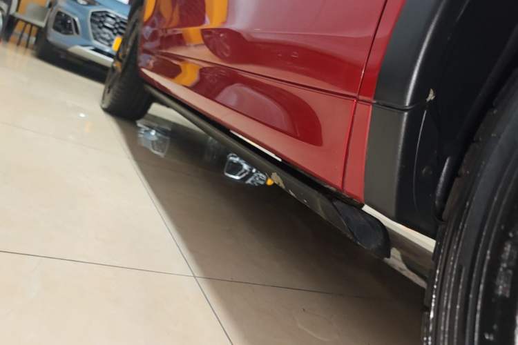Used Land Rover Discovery Sport 2019 240 PS SE Dynamic Version China VI Standard Right Side Sill