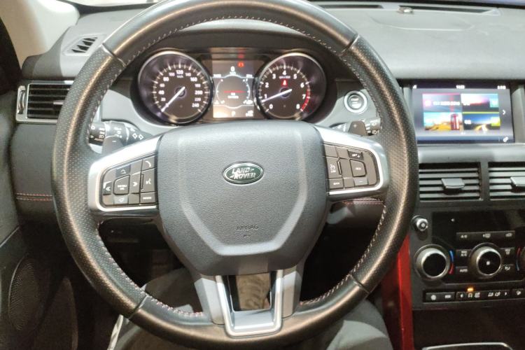 Used Land Rover Discovery Sport 2019 240 PS SE Dynamic Version China VI Standard Steering Wheel