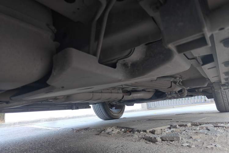 Used Land Rover Discovery Sport 2019 240 PS HSE Version China VI Standard Chassis Rear Right