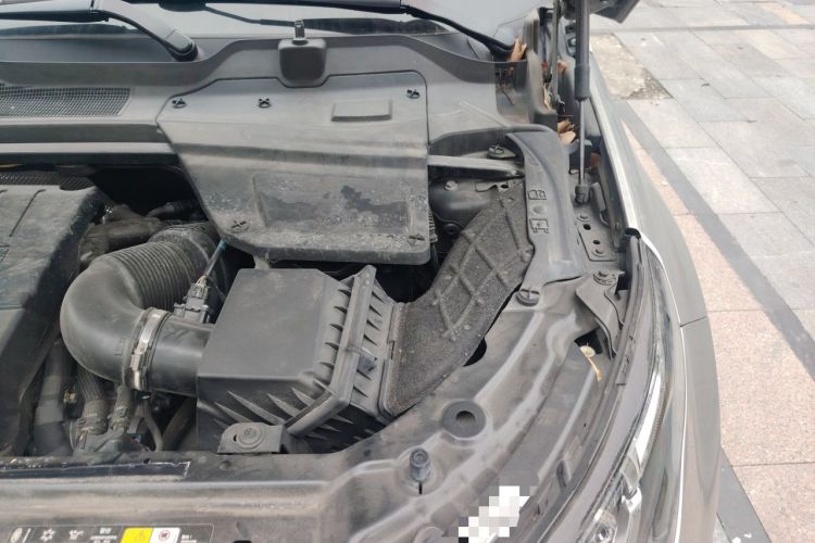Used Land Rover Discovery Sport 2019 240 PS SE Version China V Standard Engine Bay Left