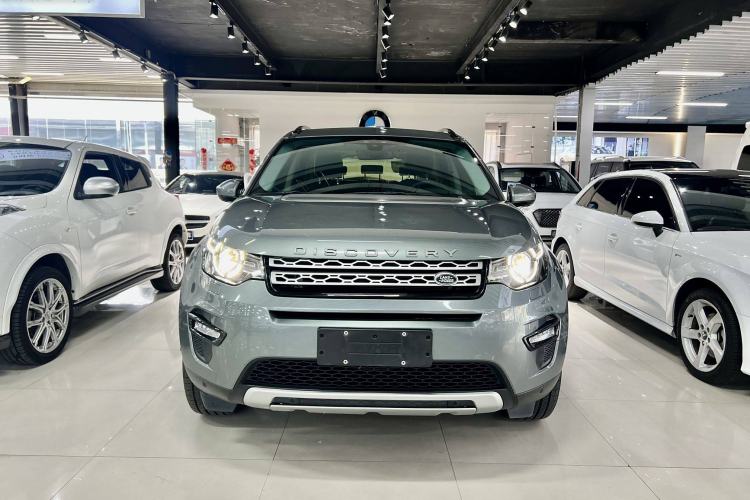 Used Land Rover Discovery Sport 2019 240 PS HSE Version China VI Standard Exterior 1