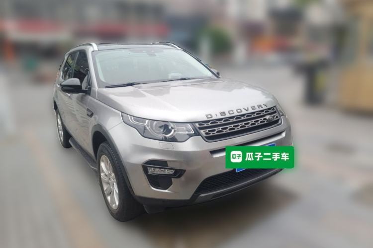 Used Land Rover Discovery Sport 2019 240 PS SE Version China V Standard Front Right 45 Deg