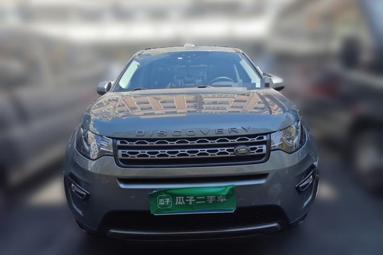 Used Land Rover Discovery Sport 2019 240 PS SE Version China VI Standard Front