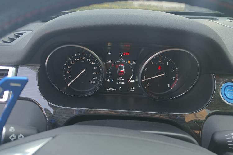 Used Land Rover Discovery Sport 2019 240 PS HSE Version China VI Standard Instrument Cluster