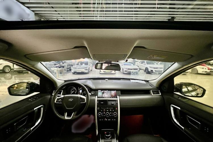 Used Land Rover Discovery Sport 2019 240 PS HSE Version China VI Standard Interior 1