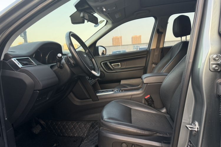 Used Land Rover Discovery Sport 2019 240 PS PURE Edition China VI Standard Left Front Seat