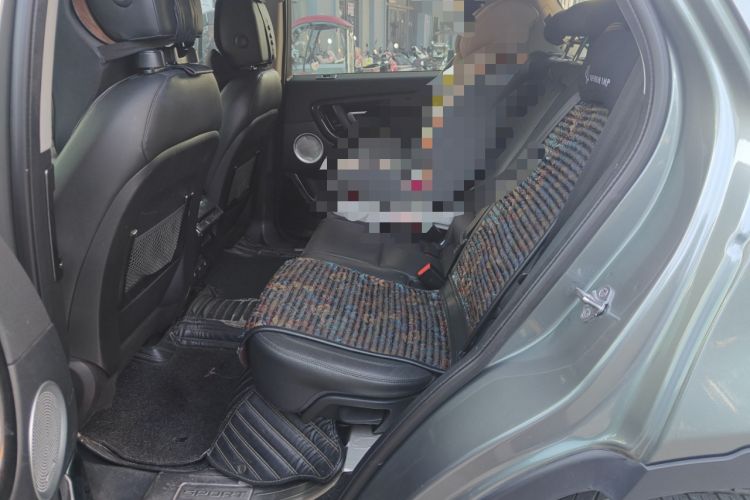 Used Land Rover Discovery Sport 2019 240 PS HSE Version China VI Standard Left Rear Seat