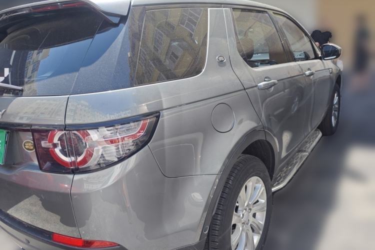 Used Land Rover Discovery Sport 2019 240 PS SE Version China VI Standard Rear Right 45 Deg