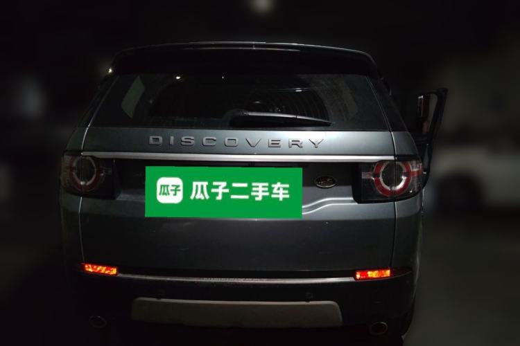 Used Land Rover Discovery Sport 2019 240 PS SE Version China VI Standard Rear