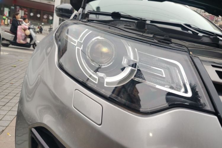 Used Land Rover Discovery Sport 2019 240 PS SE Version China V Standard Right Front Headlight