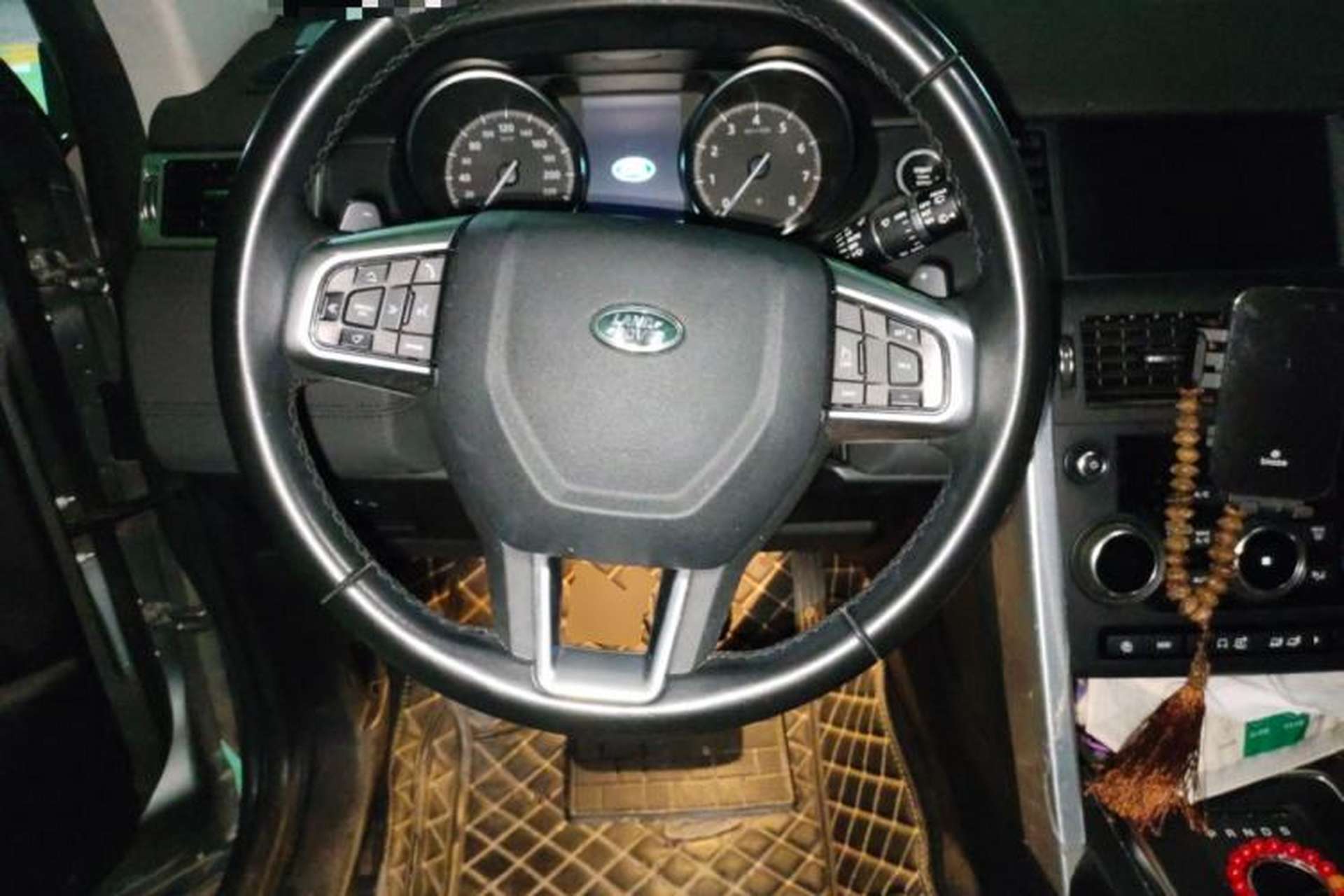 Used Land Rover Discovery Sport 2019 240 PS SE Version China V Standard Steering Wheel