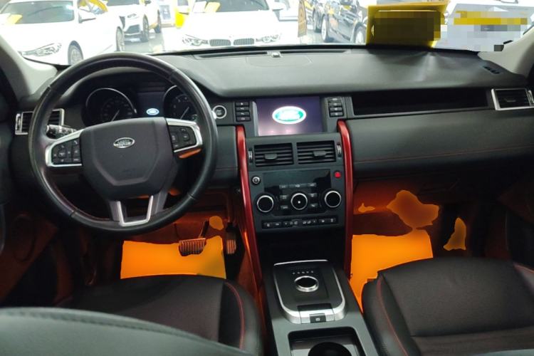 Used Land Rover Discovery Sport 2019 240 PS SE Dynamic Version China VI Standard Center Console