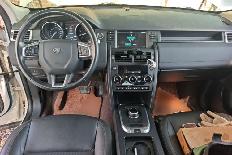 Used Land Rover Discovery Sport 2019 200PS PURE Edition China V Standard Center Console