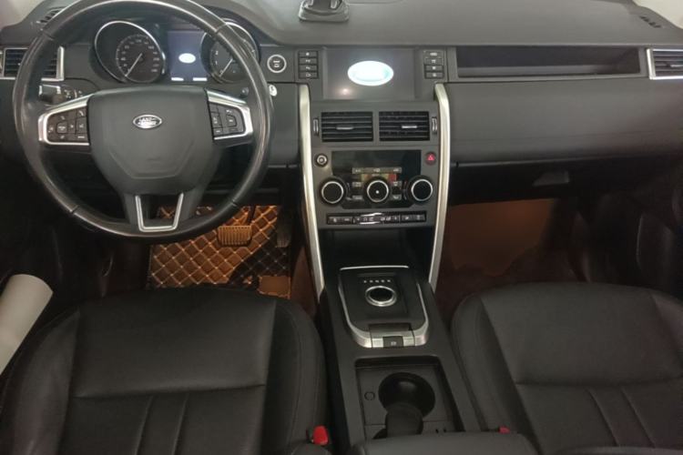 Used Land Rover Discovery Sport 2019 240 PS SE Version China V Standard Center Console