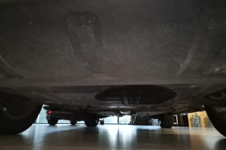 Used Land Rover Discovery Sport 2019 240 PS PURE Edition China VI Standard Chassis Front