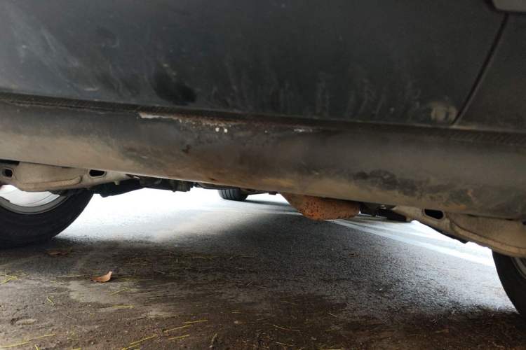 Used Land Rover Discovery Sport 2019 240 PS SE Version China VI Standard Chassis Rear