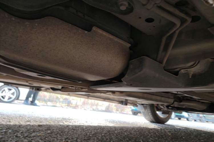 Used Land Rover Discovery Sport 2019 240 PS HSE Version China VI Standard Chassis Rear Right