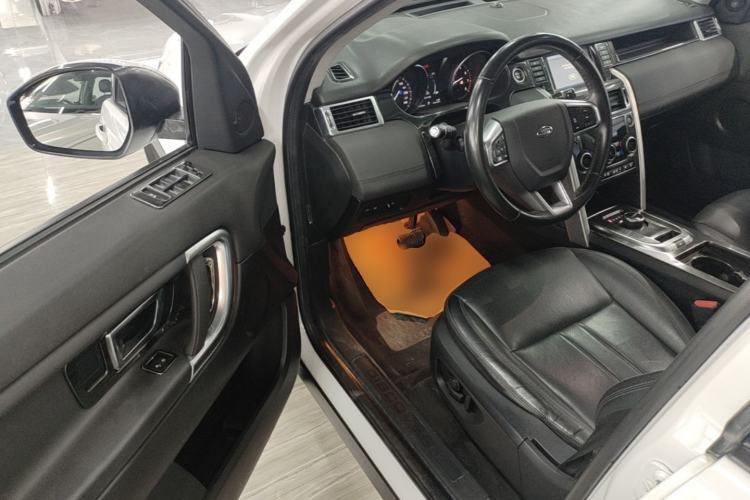 Used Land Rover Discovery Sport 2019 240 PS SE Version China VI Standard Driver Seat