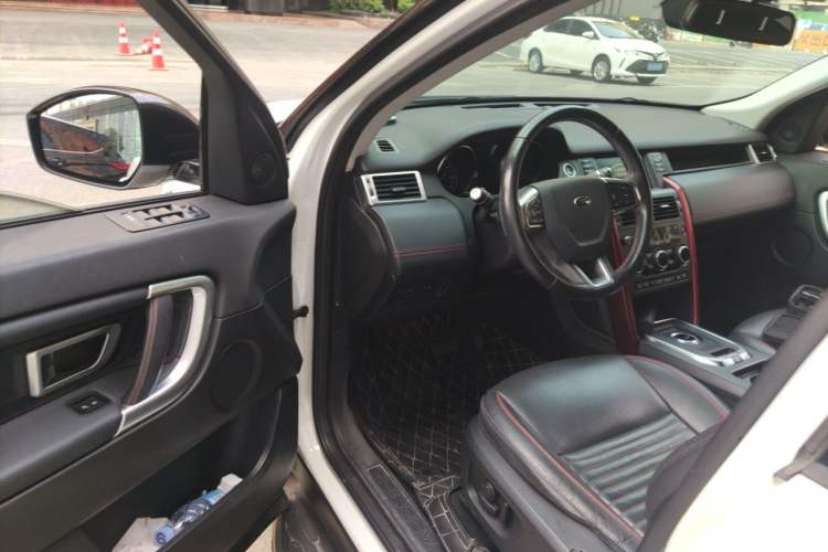 Used Land Rover Discovery Sport 2019 240 PS SE Dynamic Version China V Standard Driver Seat