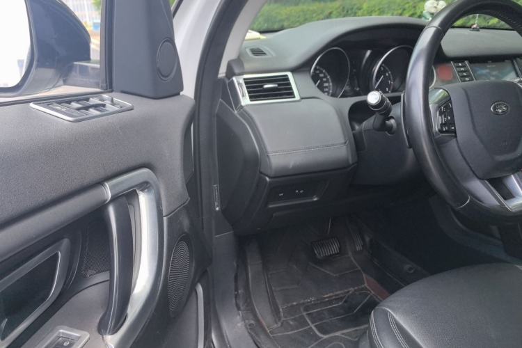 Used Land Rover Discovery Sport 2019 200PS PURE Edition China V Standard Driver Seat