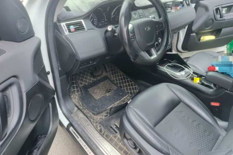 Used Land Rover Discovery Sport 2019 240 PS PURE Edition China VI Standard Driver Seat