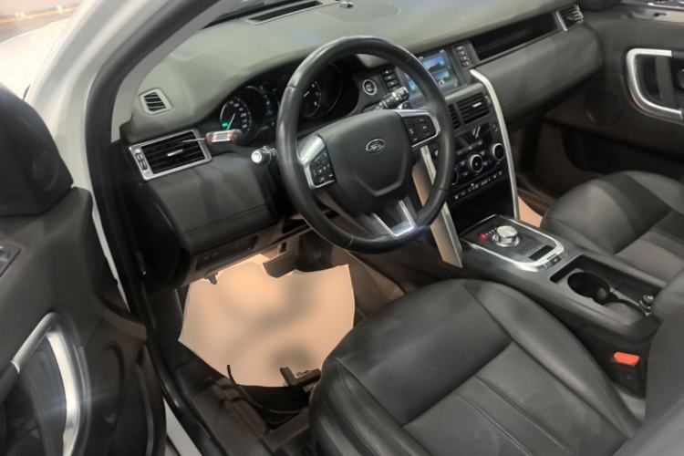 Used Land Rover Discovery Sport 2019 240 PS SE Version China VI Standard Driver Seat