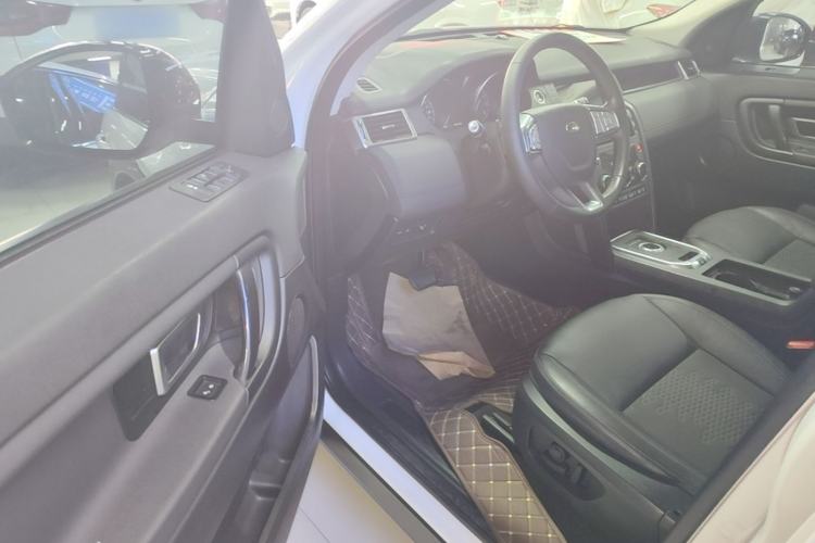 Used Land Rover Discovery Sport 2019 240 PS PURE Edition China V Standard Driver Seat