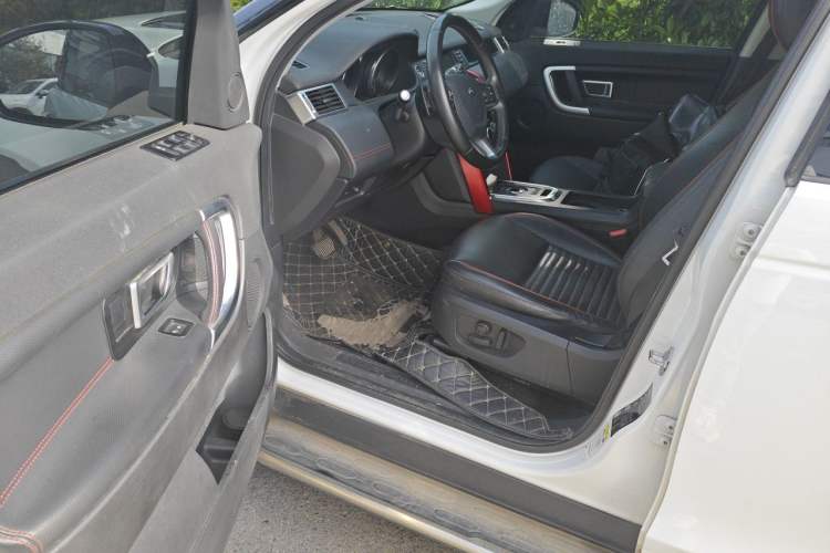 Used Land Rover Discovery Sport 2019 240 PS SE Dynamic Version China V Standard Driver Seat