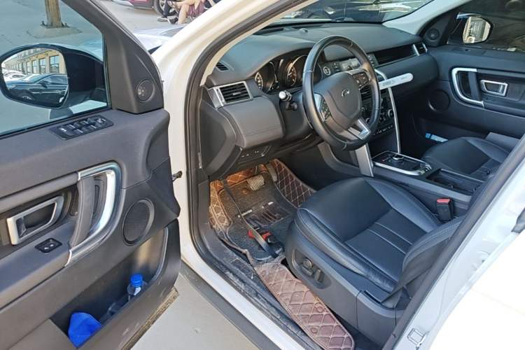 Used Land Rover Discovery Sport 2019 240 PS SE Version China V Standard Driver Seat