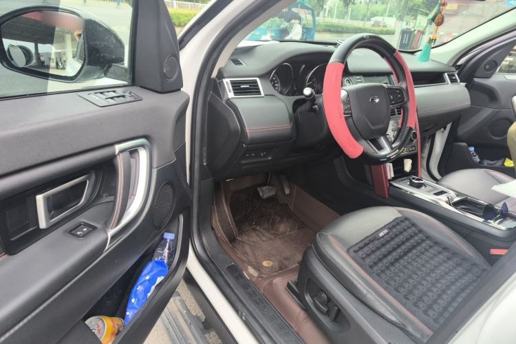 Used Land Rover Discovery Sport 2019 240 PS SE Version China VI Standard Driver Seat