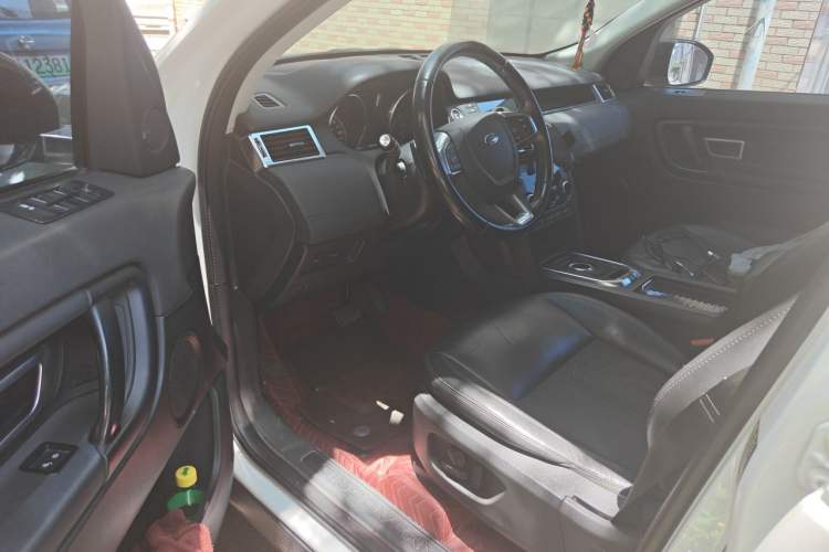 Used Land Rover Discovery Sport 2019 200PS PURE Edition China V Standard Driver Seat