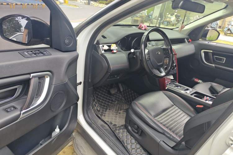 Used Land Rover Discovery Sport 2019 240 PS SE Dynamic Version China V Standard Driver Seat
