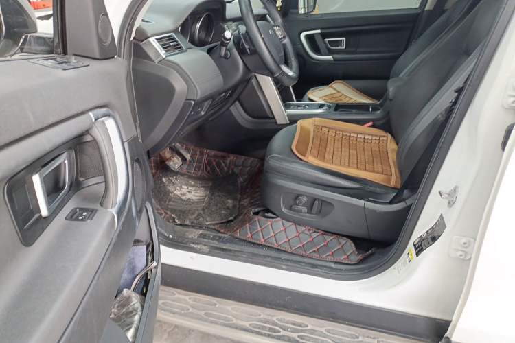 Used Land Rover Discovery Sport 2019 240 PS SE Version China V Standard Driver Seat