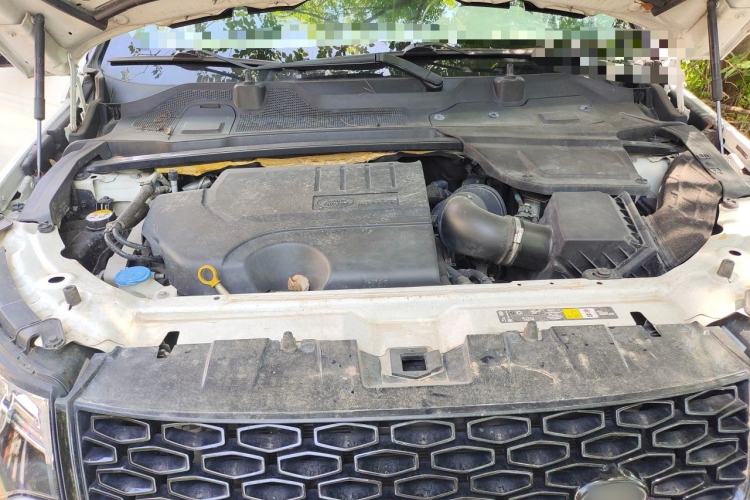 Used Land Rover Discovery Sport 2019 240 PS SE Dynamic Version China V Standard Engine Bay