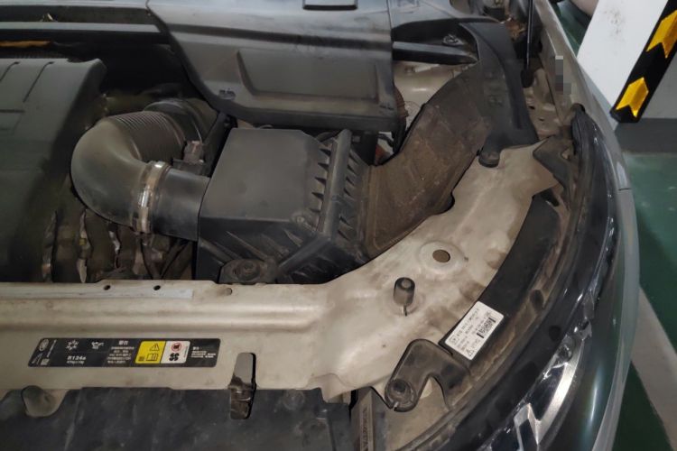Used Land Rover Discovery Sport 2019 240 PS SE Version China V Standard Engine Bay Left