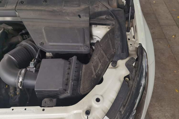 Used Land Rover Discovery Sport 2019 240 PS HSE Version China V Standard Engine Bay Left