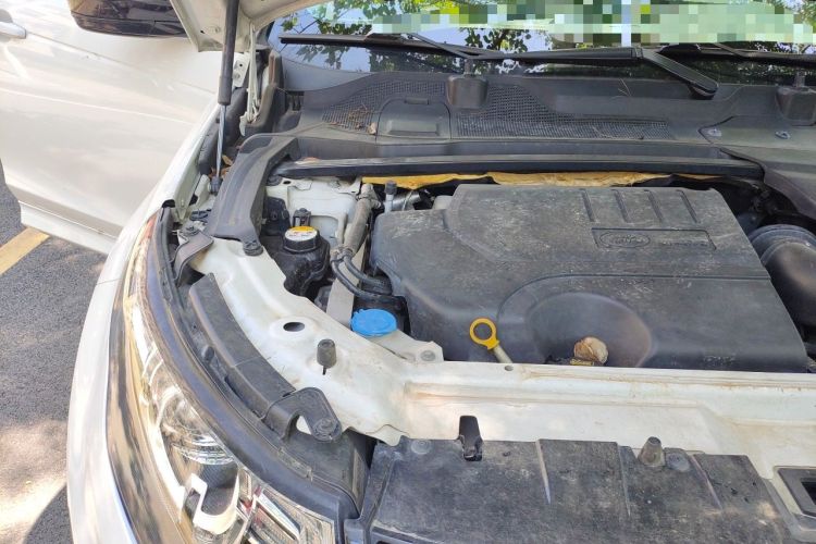 Used Land Rover Discovery Sport 2019 240 PS SE Dynamic Version China V Standard Engine Bay Right