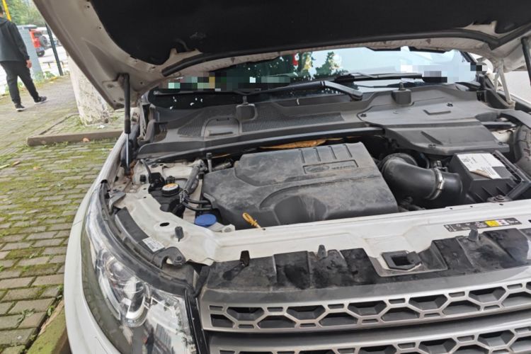 Used Land Rover Discovery Sport 2019 240 PS SE Version China V Standard Engine Bay Right