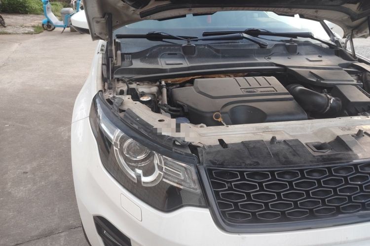Used Land Rover Discovery Sport 2019 240 PS HSE Version China V Standard Engine Bay Right