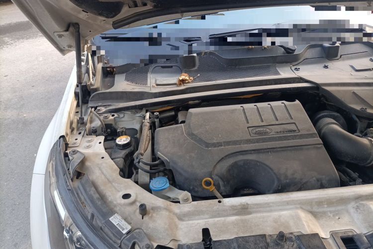Used Land Rover Discovery Sport 2019 240 PS SE Version China V Standard Engine Bay Right