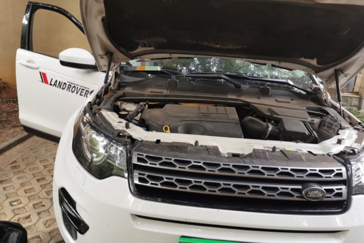 Used Land Rover Discovery Sport 2019 240 PS SE Version China VI Standard Engine Bay Right