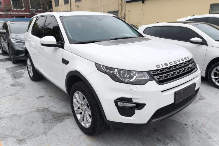 Used Land Rover Discovery Sport 2019 240 PS SE Version China V Standard Exterior 1