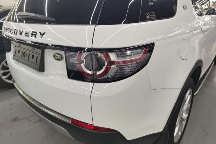 Used Land Rover Discovery Sport 2019 240 PS HSE Version China VI Standard Exterior 3