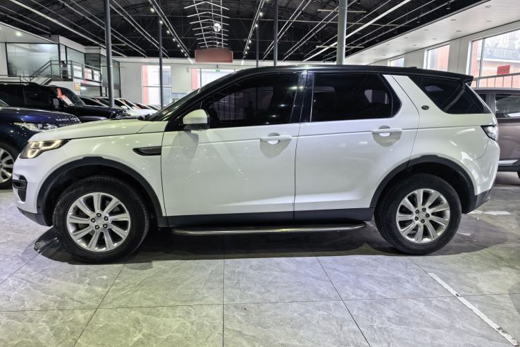Used Land Rover Discovery Sport 2019 240 PS SE Version China VI Standard Exterior 3