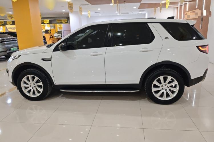 Used Land Rover Discovery Sport 2019 240 PS PURE Edition China VI Standard Exterior 3