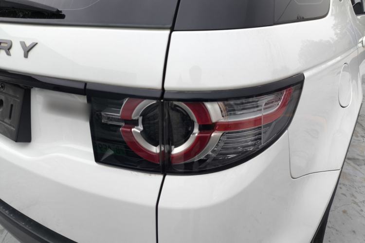 Used Land Rover Discovery Sport 2019 240 PS SE Version China V Standard Exterior 3