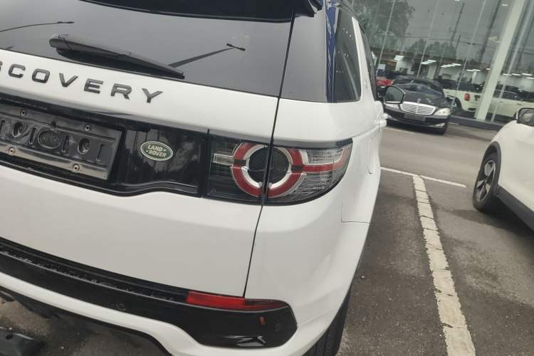 Used Land Rover Discovery Sport 2019 240 PS SE Dynamic Version China VI Standard Exterior 3