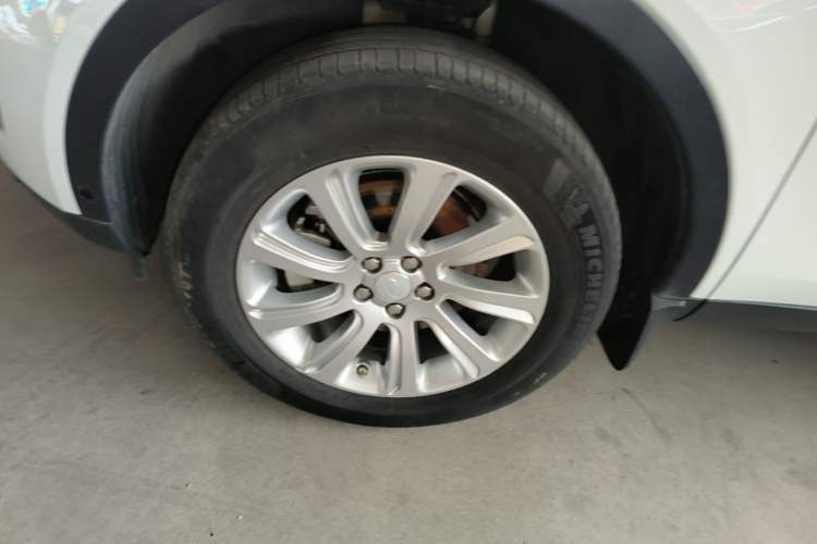 Used Land Rover Discovery Sport 2019 240 PS SE Version China VI Standard Exterior 4