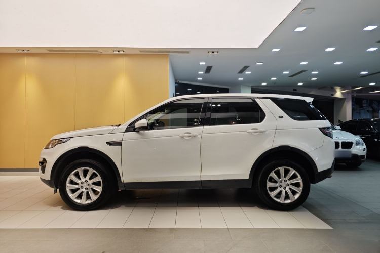 Used Land Rover Discovery Sport 2019 240 PS SE Version China VI Standard Exterior 4
